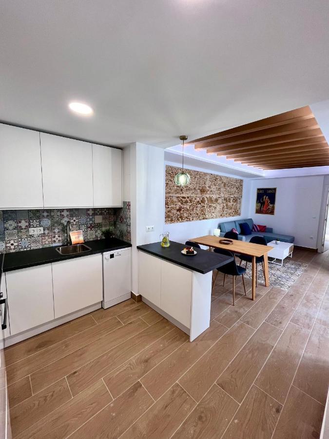 Gatu Premium Villa Flamenca , Preferente Mayores De 25 Anos Y Familias Cadiz Bagian luar foto