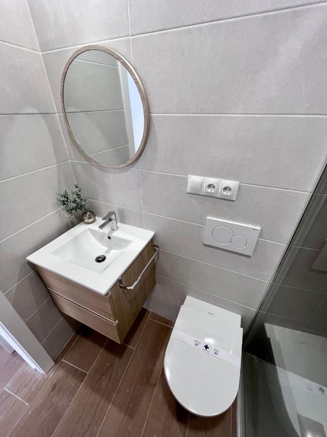 Gatu Premium Villa Flamenca , Preferente Mayores De 25 Anos Y Familias Cadiz Bagian luar foto